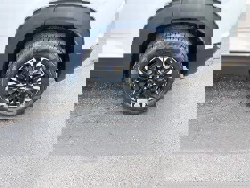 Used 2023 Chevrolet TrailBlazer LT image 23