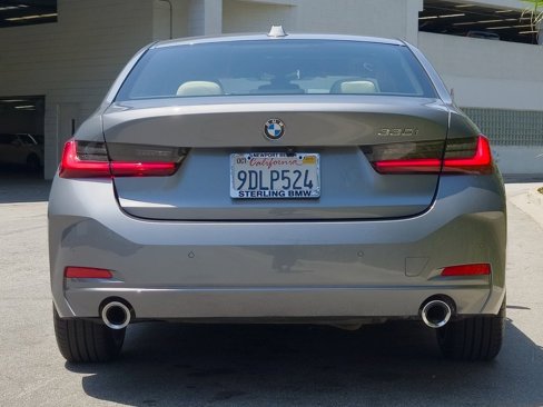Used 2023 BMW 330i Sedan w/ Driving Assistance Package image 30