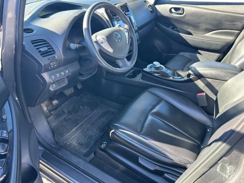 Used 2017 Nissan Leaf SL image 9