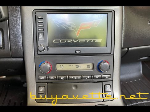 Used 2006 Chevrolet Corvette Convertible w/ Preferred Equipment Group image 19