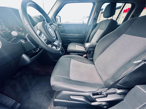 Used 2014 Jeep Patriot Latitude image 12