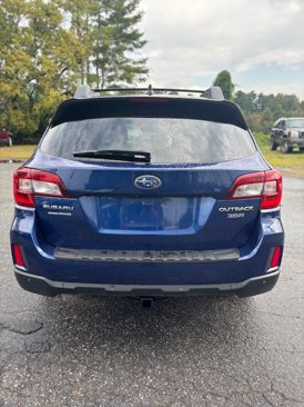 Used 2017 Subaru Outback 3.6R Limited image 7