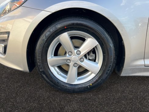 Used 2015 Kia Optima LX image 14