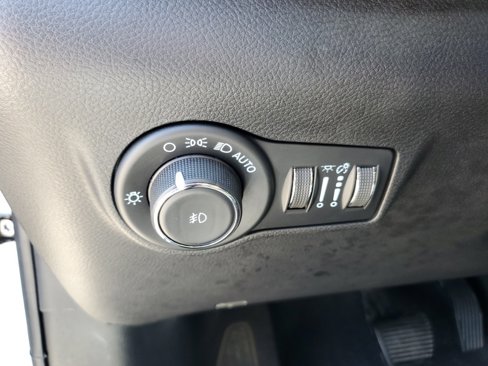 Used 2023 Jeep Compass Trailhawk w/ Trailhawk Elite Group image 13