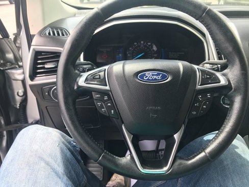 Used 2021 Ford Edge SEL w/ Convenience Package image 10