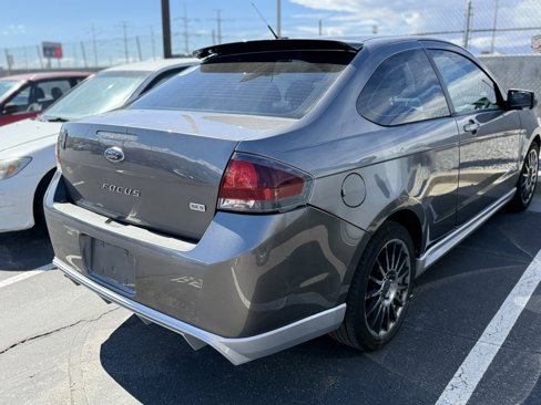 Used 2010 Ford Focus SES image 3