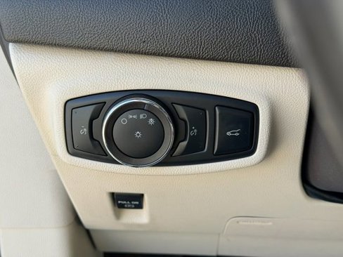 Used 2018 Lincoln MKC Select w/ Select Plus Package image 33