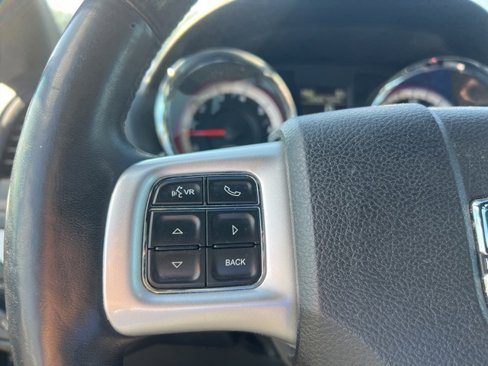 Used 2017 Dodge Grand Caravan GT image 33