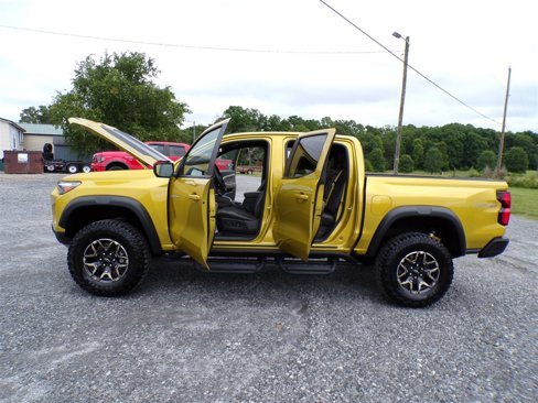 Used 2023 Chevrolet Colorado ZR2 w/ ZR2 Convenience Package III image 24