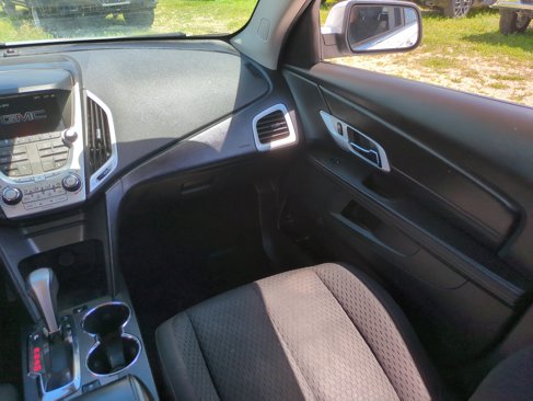 Used 2015 GMC Terrain SLE image 16