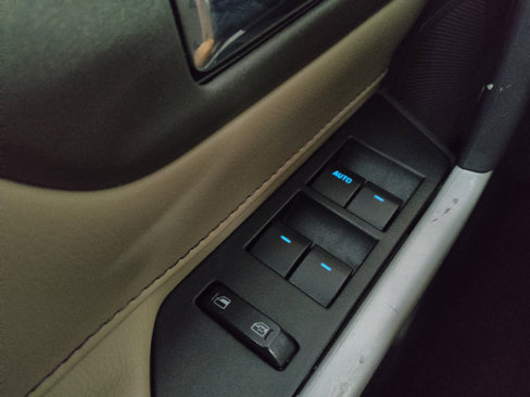 Used 2013 Ford Edge SE image 27