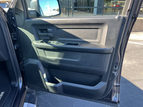 Used 2014 RAM 1500 Express image 25