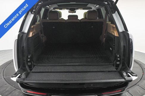 Used 2023 Land Rover Range Rover Long Wheelbase SE image 7