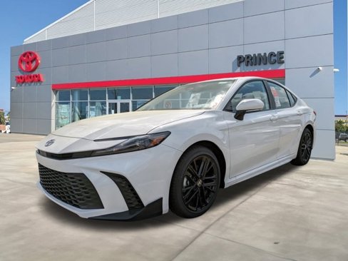 New 2025 Toyota Camry SE image 8