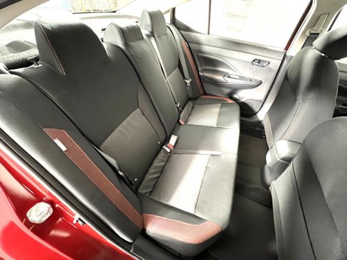 New 2025 Nissan Versa SR w/ Trunk Package image 26