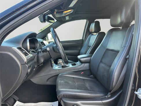 Used 2020 Jeep Grand Cherokee Altitude image 24