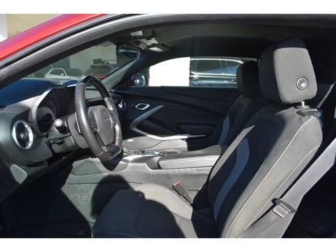 Used 2019 Chevrolet Camaro LT w/ Technology Package image 10