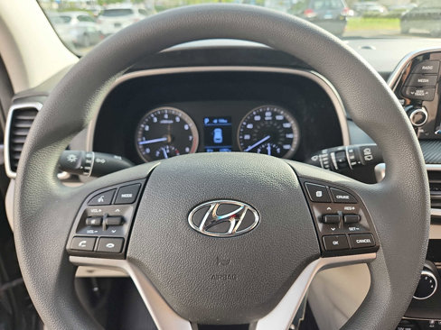 Used 2021 Hyundai Tucson SE image 18