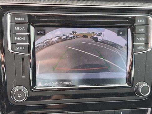 Used 2019 Volkswagen Passat 2.0T Wolfsburg w/ Wheels & Sunroof Package image 18