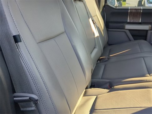 Used 2018 Ford F150 Lariat image 39