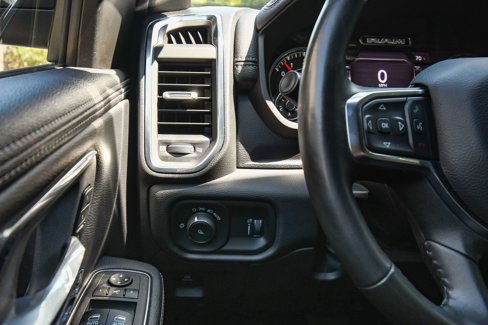 Used 2024 RAM 1500 Laramie image 36