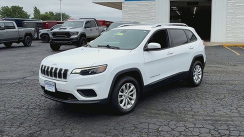 Used 2020 Jeep Cherokee Latitude image 4