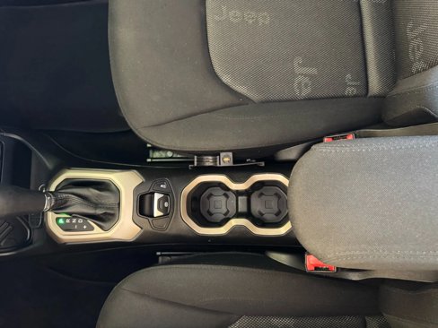 Used 2016 Jeep Renegade Sport w/ Power & Air Group image 15
