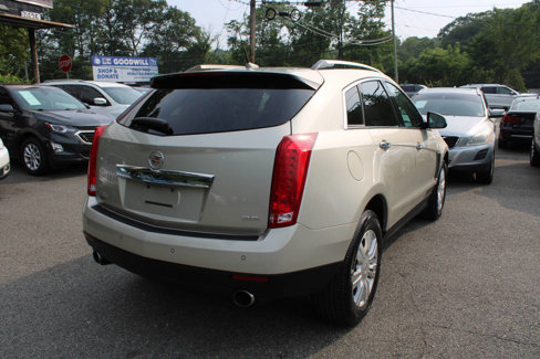 Used 2013 Cadillac SRX Luxury image 8