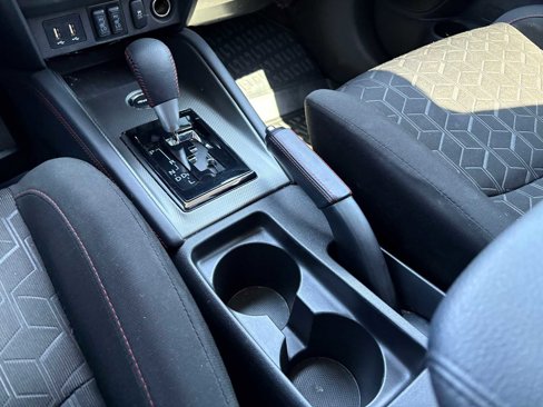 Used 2022 Mitsubishi Outlander Sport Black Edition image 21
