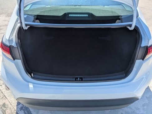 Used 2023 Toyota Corolla LE image 10