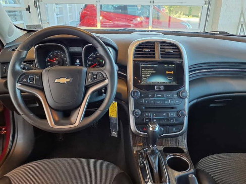 Used 2015 Chevrolet Malibu LT w/ Power Convenience Package image 10