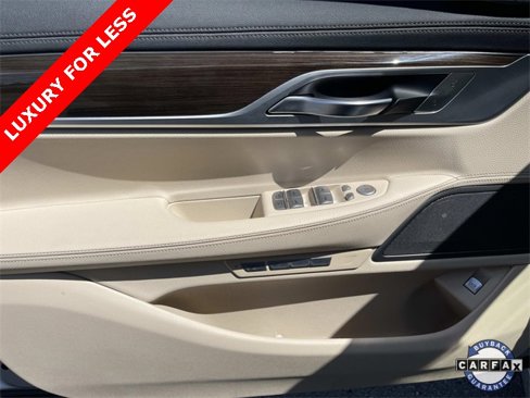 Used 2018 BMW 740i image 28