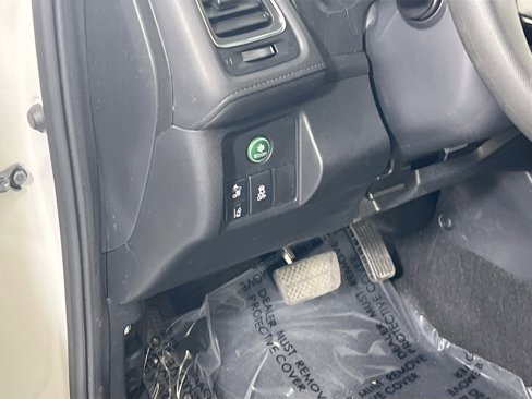 Used 2022 Honda HR-V EX image 10