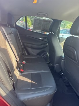Used 2023 Buick Encore GX Essence image 15