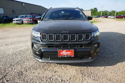 New 2025 Jeep Compass Latitude image 8