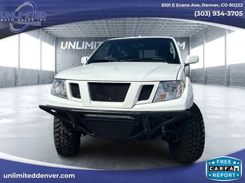 Used 2014 Nissan Frontier PRO-4X image 5