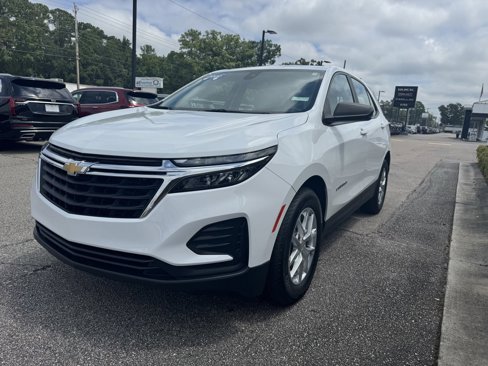 Certified 2022 Chevrolet Equinox LS image 1