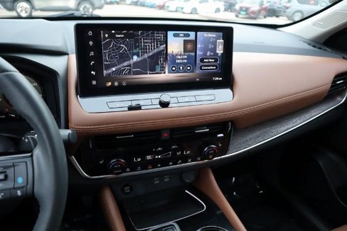Certified 2024 Nissan Rogue Platinum w/ Platinum Premium Package image 22