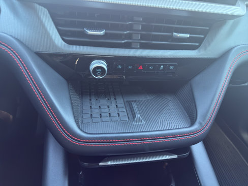 Used 2025 Ford Explorer ST image 20