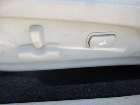 Used 2010 Subaru Outback 2.5i Premium image 25