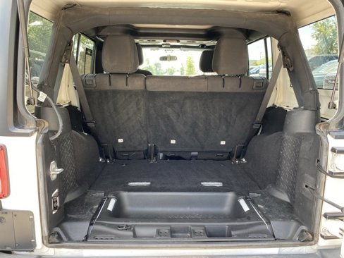 Used 2015 Jeep Wrangler Unlimited Sport image 27