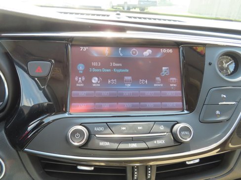 Used 2019 Buick Envision Essence image 9