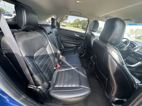 Used 2020 Ford Edge SEL image 26