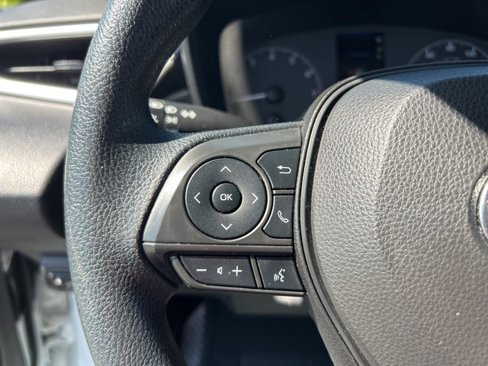 Used 2023 Toyota Corolla LE image 19