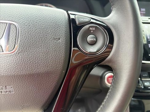 Used 2017 Honda Accord EX-L image 17