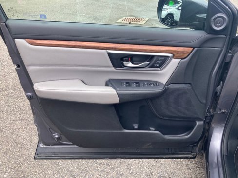Used 2017 Honda CR-V Touring image 14