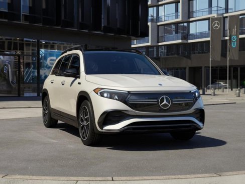 Certified 2023 Mercedes-Benz EQB 300 4MATIC image 10