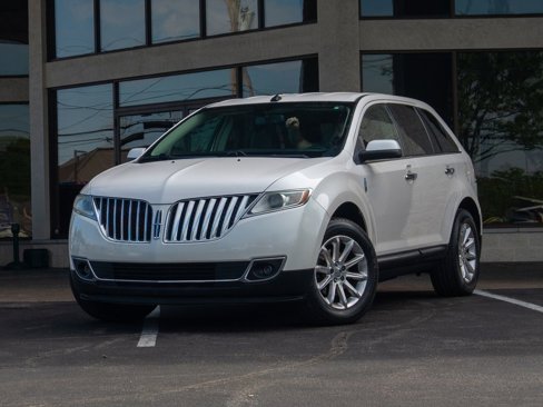 Used 2011 Lincoln MKX AWD w/ 101A Rapid Spec Order Code image 11