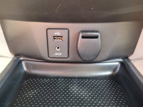 Used 2016 Nissan Rogue S w/ Appearance Package image 23