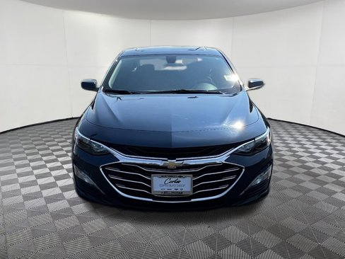 Used 2022 Chevrolet Malibu LT image 2
